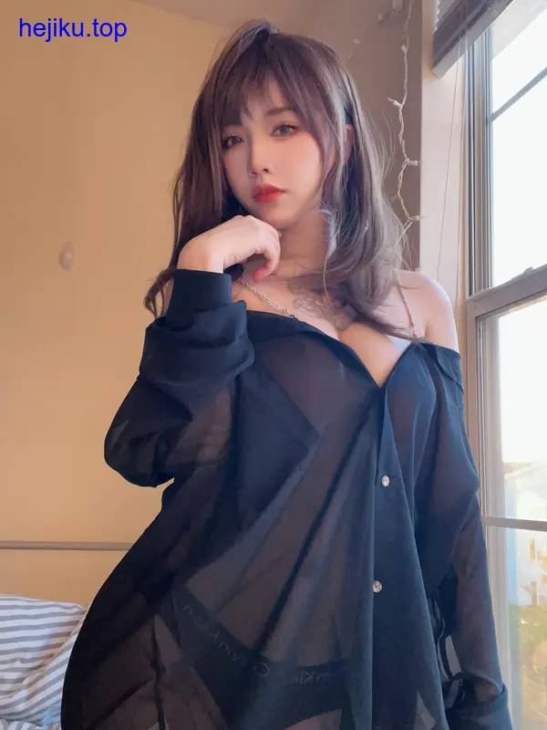 狐洛洛子鲨鱼妹原创角色形象展示