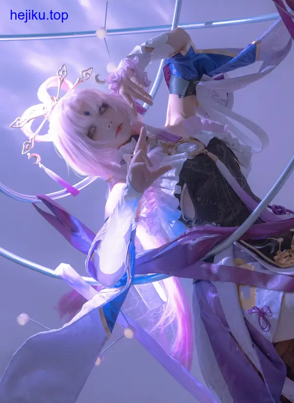 百合欧皇子订婚，摄影师的镜头下有怎样的故事？ - 图1