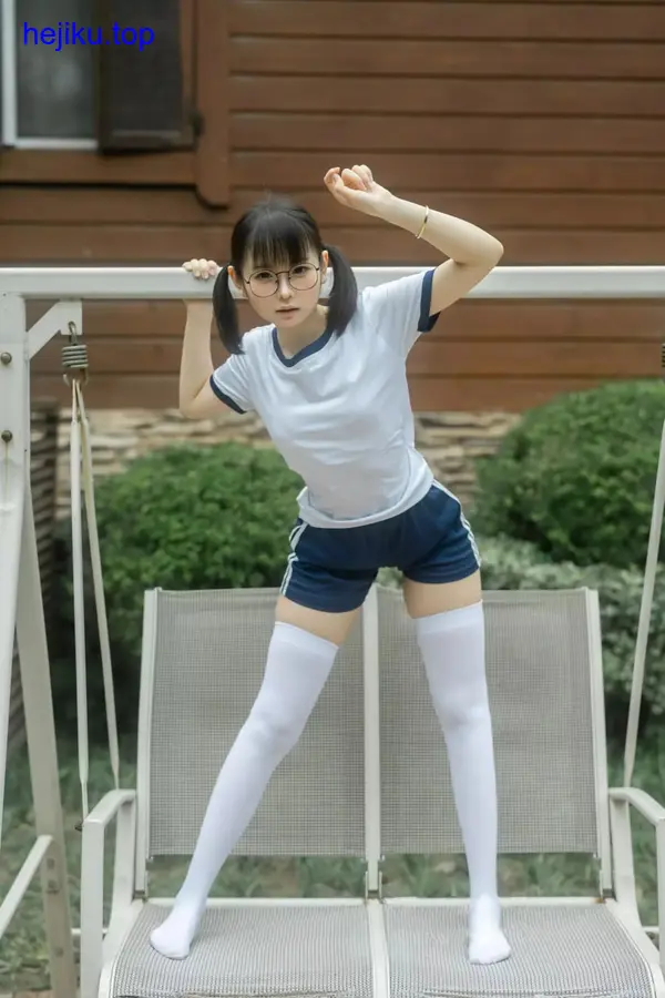 幼水铃衣森林光影写真 幼水铃衣森林光影写真