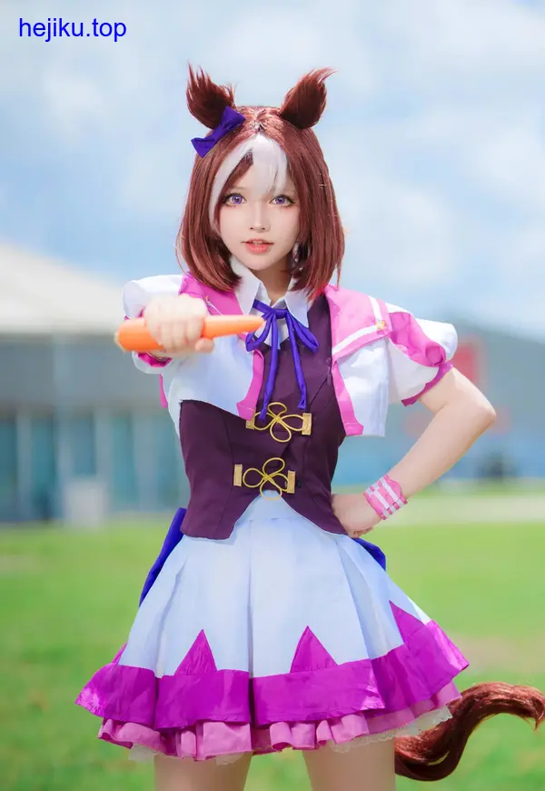 六二二同学早期操场艺术照