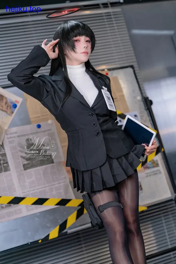 咬一口兔娘金蛇来财凝光贺岁图集全套展示