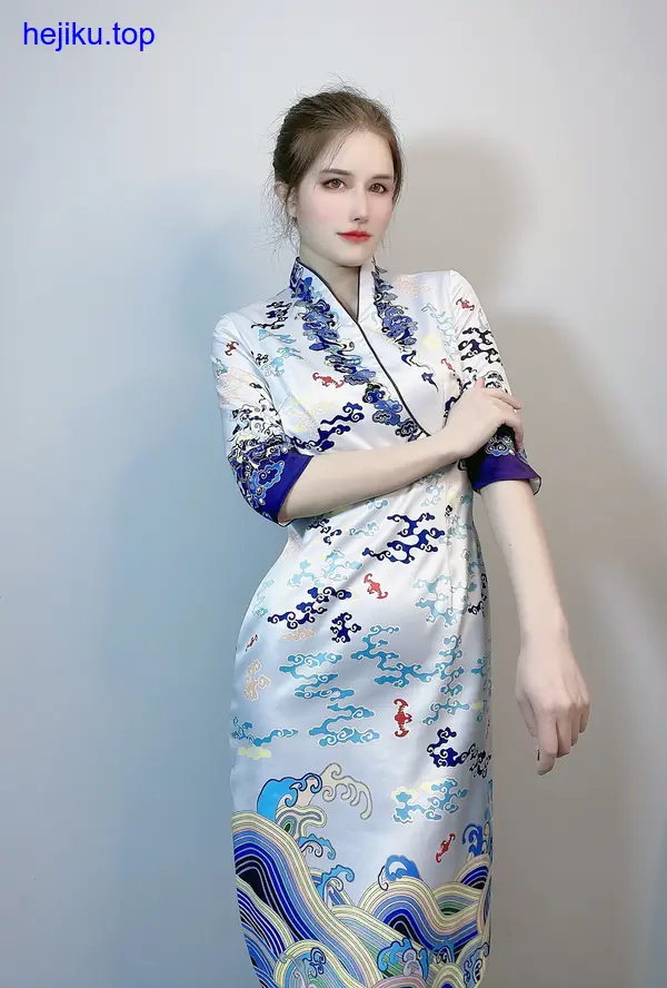 鹿八岁baby古风装扮侧拍 鹿八岁baby古风装扮和道具细节