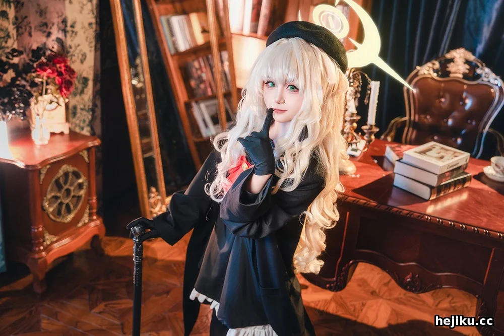 冷reng的COSPLAY合集 鸣潮菲比与守岸人