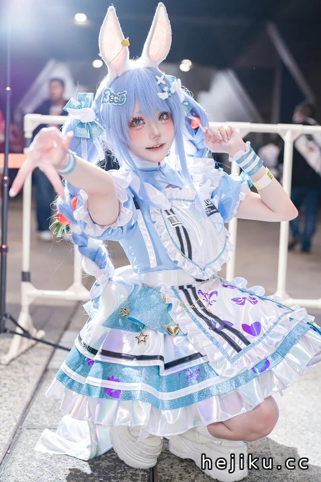 花崎Makura兔田佩克拉cos惊艳亮相Hololive SUPER EXPO现场