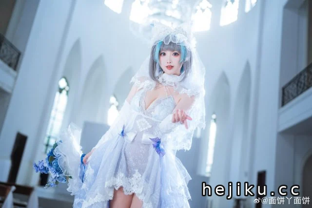 面饼仙儿柴郡花嫁COS：演绎碧蓝航线猫耳头纱下的二次元梦幻