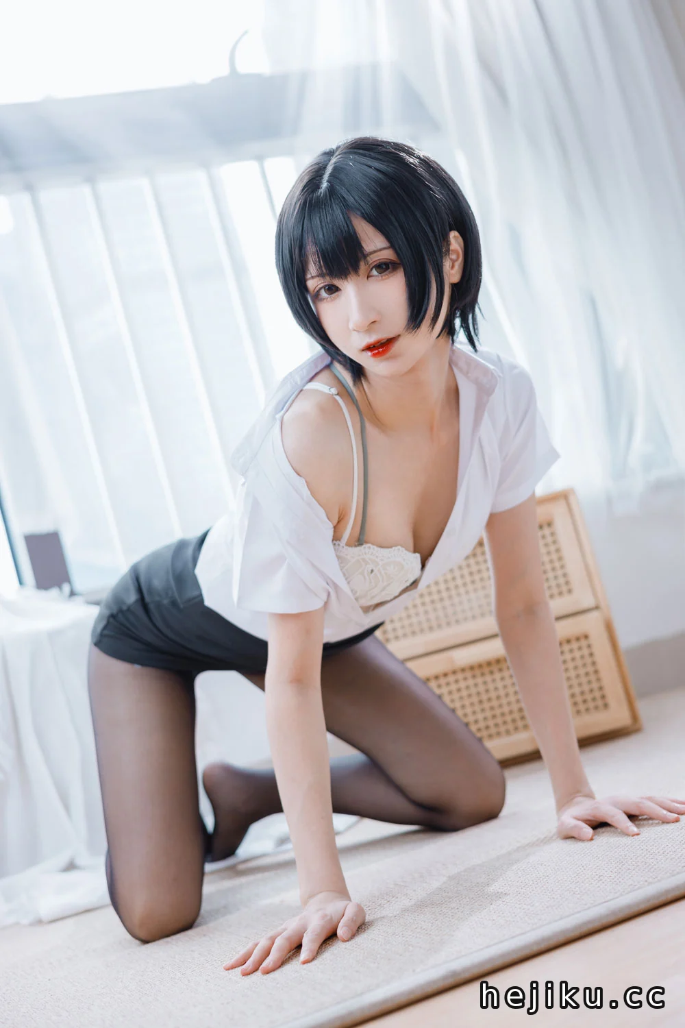 贝儿酱Miki OL装 [31P-289MB]