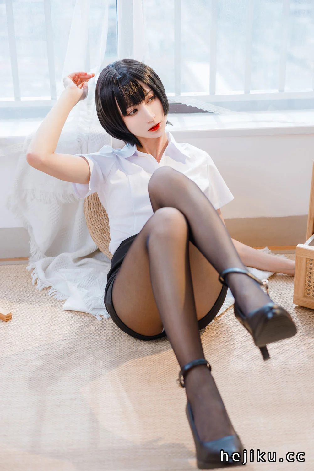 贝儿酱Miki OL装 [31P-289MB]