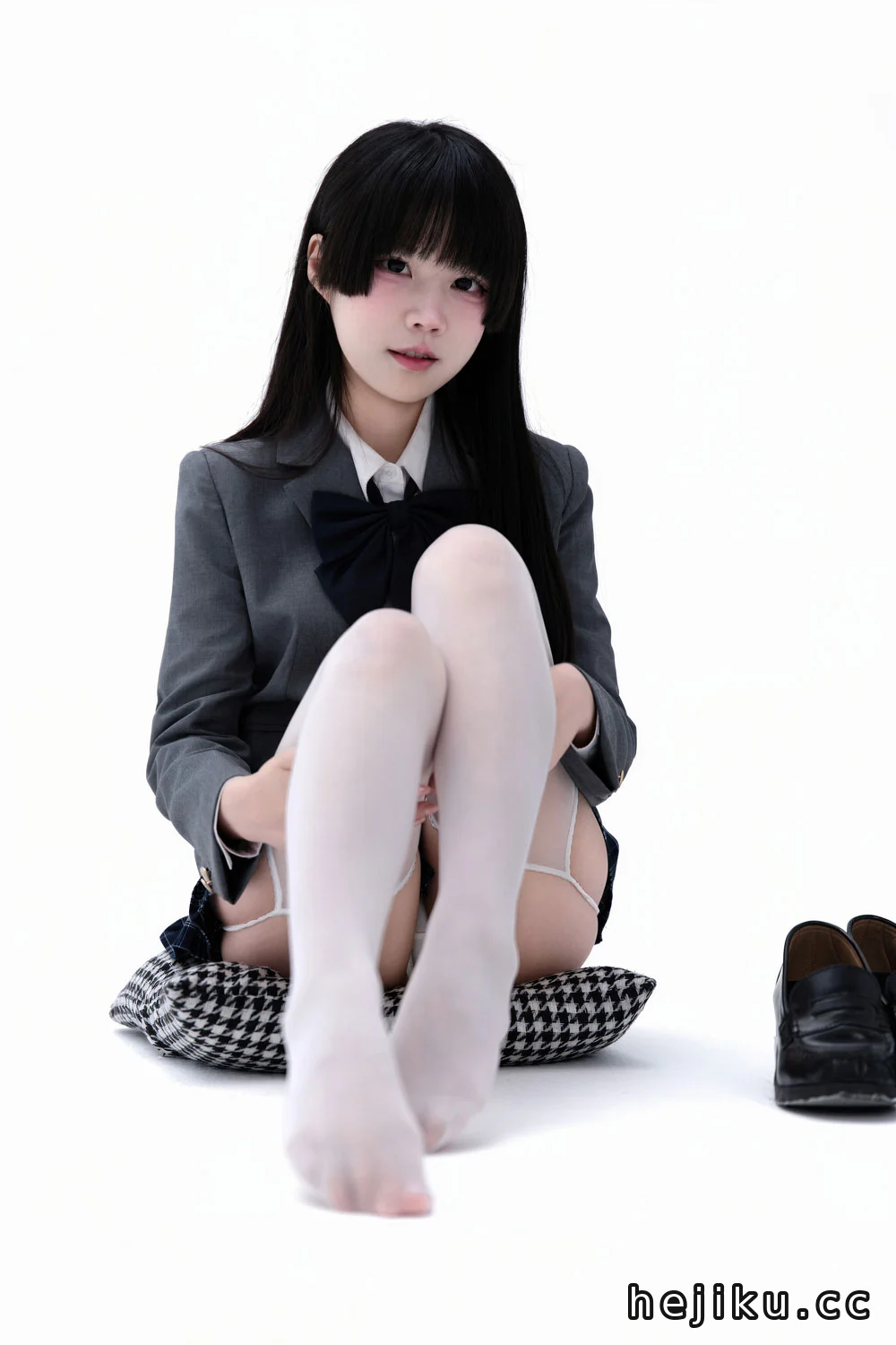 清水凪 后辈的制服4 [66P-494MB]
