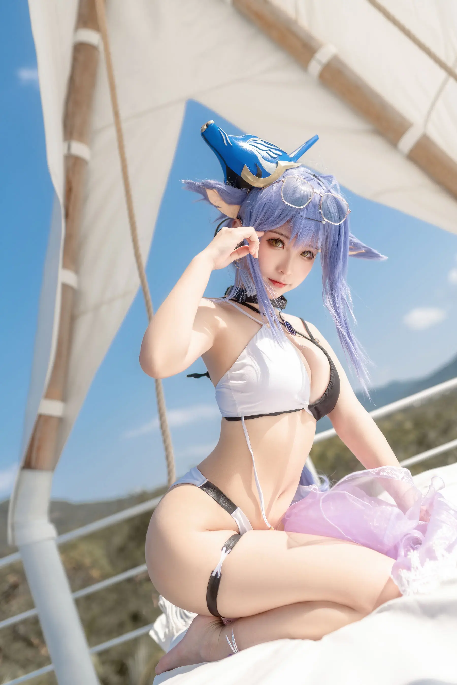 蠢沫沫胶衣护士与魅魔写真，揭秘她下班后真面目