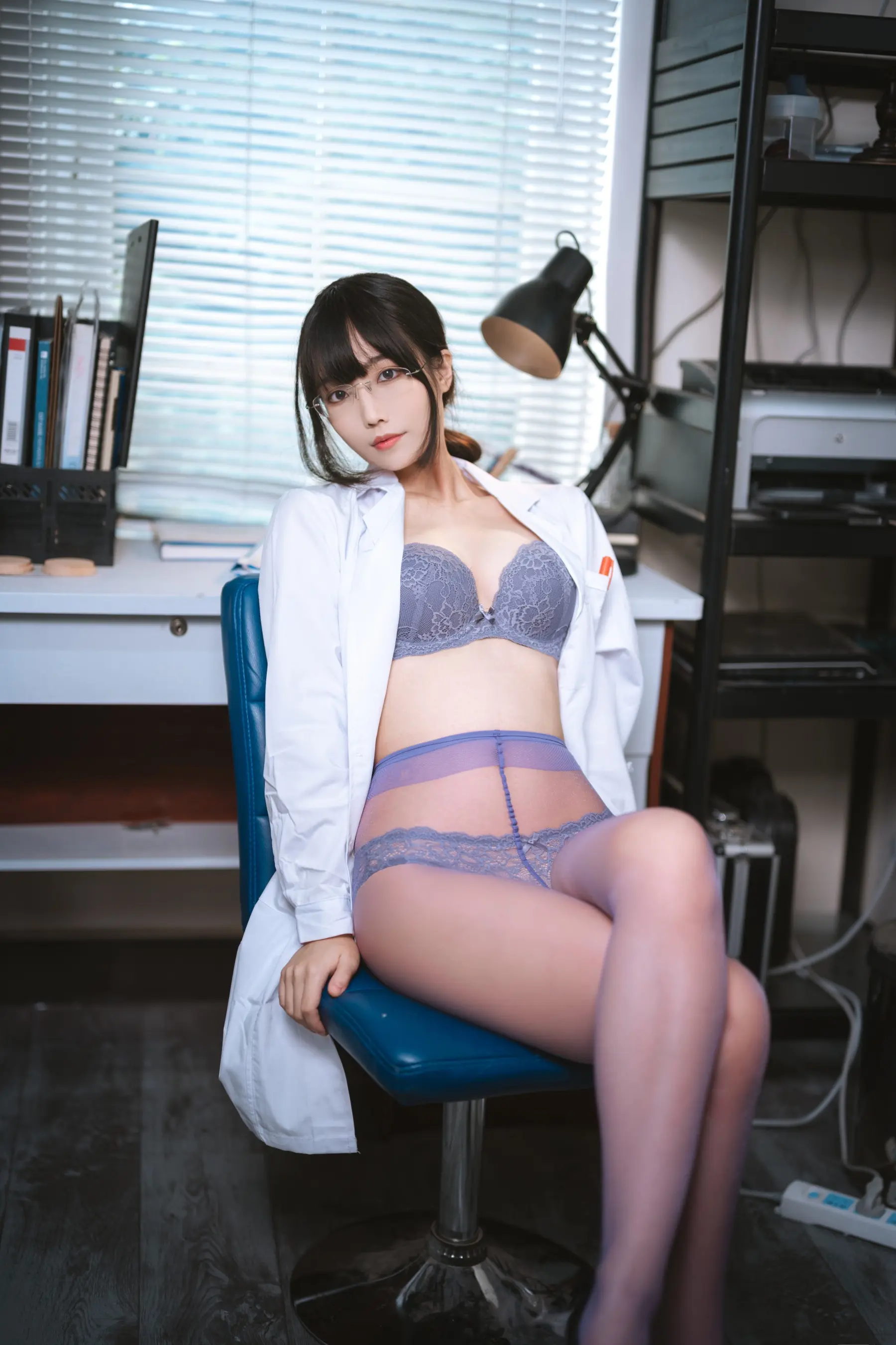 汪知子婚纱写真图曝光，网友：这也太会了吧  第2张