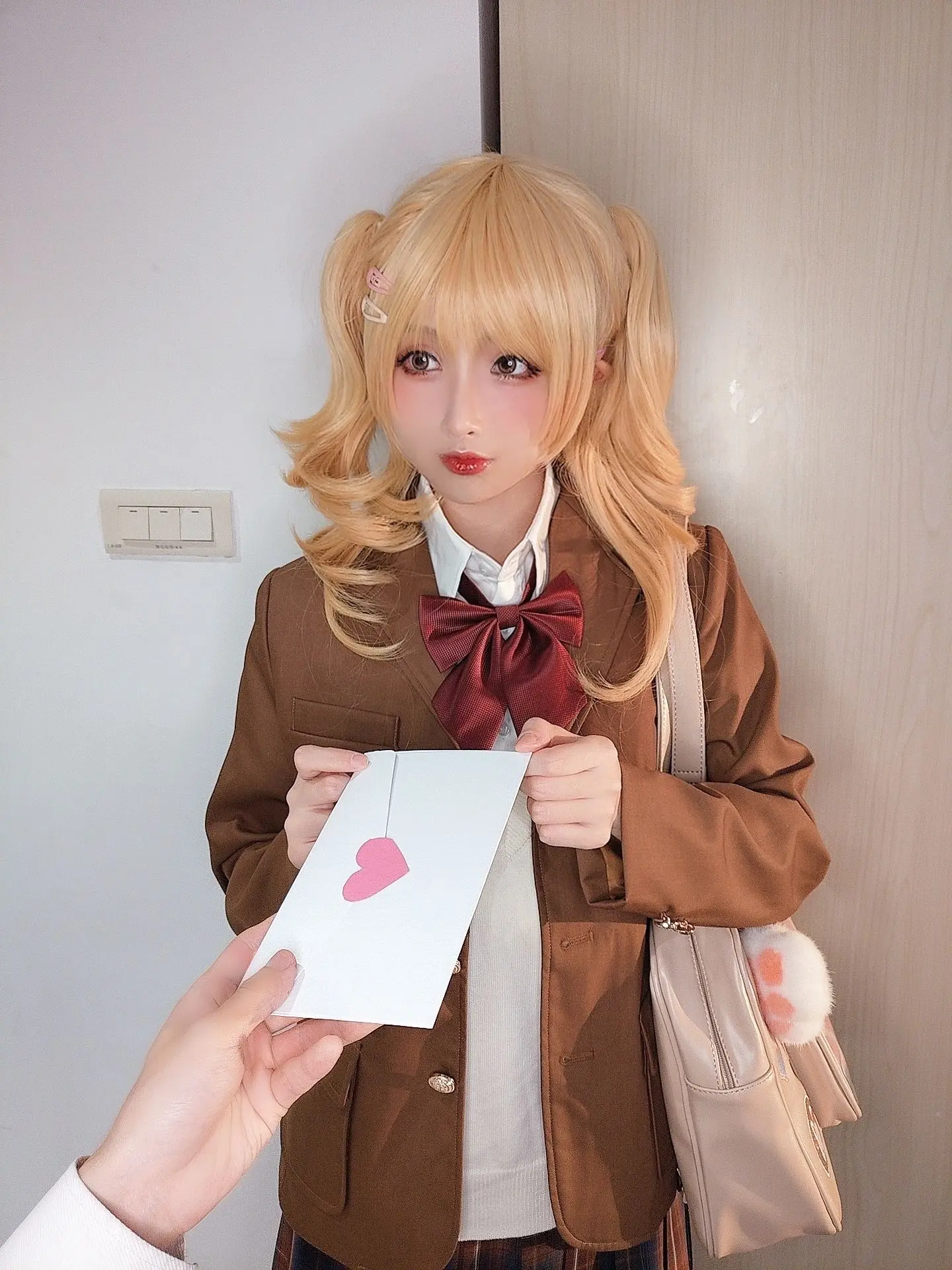 rioko凉凉子写真合集曝光？在线资源真的香到爆了吗